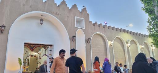 عکس رستوران سنتی قلعه باغ