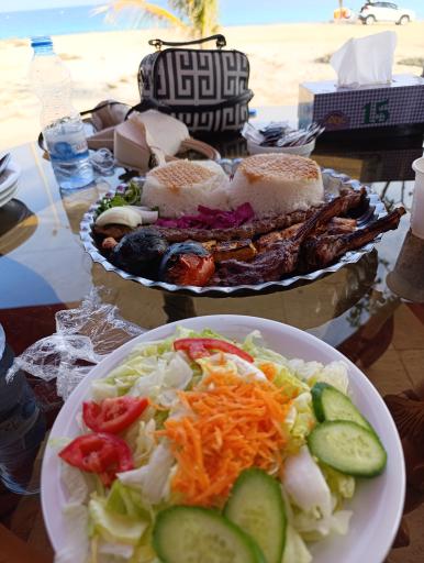 عکس رستوران شاندیز سرسبز