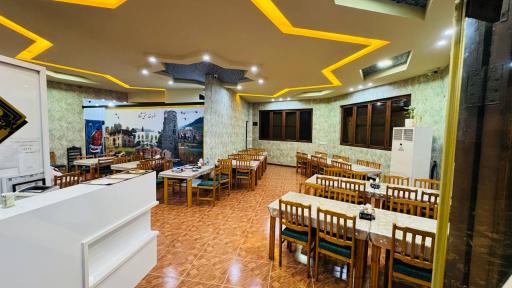 عکس سفره خانه سنتی شوکا