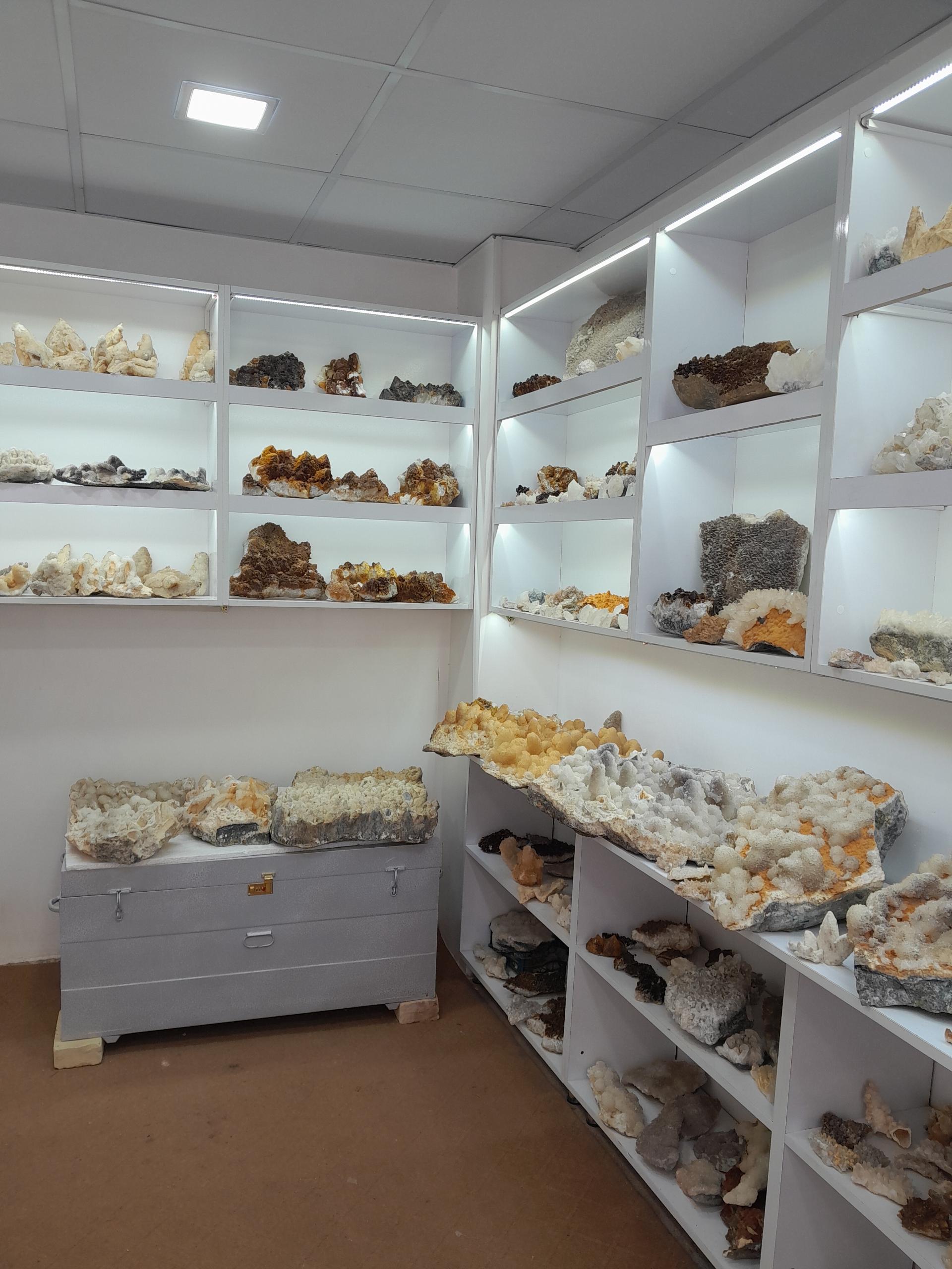 عکس گالری سنگ آرا 