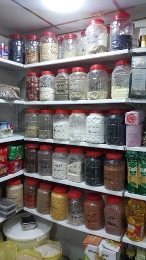 خشکبار و عسل سوغات آکام