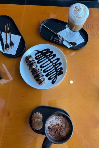 عکس کافه رستوران Two in One