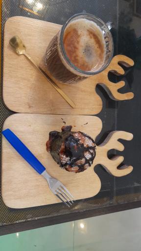 عکس کافی شاپ رز آبی