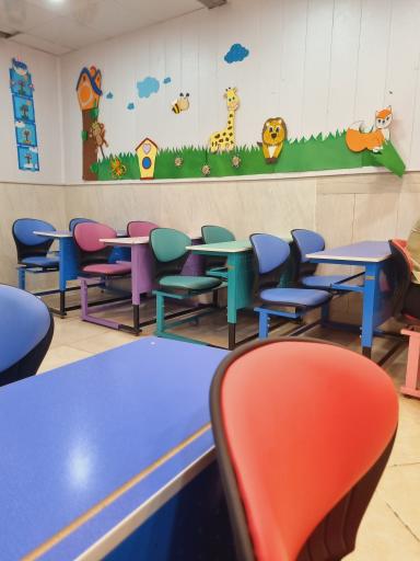 عکس دبستان دخترانه ابتدایی گام نخست