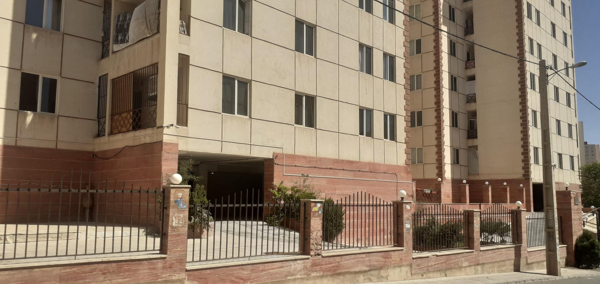 عکس مجتمع مسکونی گل مریم