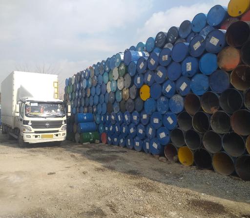 عکس قیر و ایزوگام وانبار بشکه زاگرس