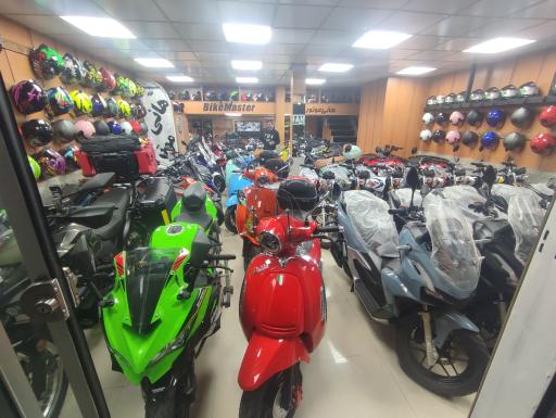 عکس فروشگاه موتورسیکلت بایک مستر