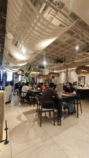عکس رستوران آرمانی بازار قزوین
