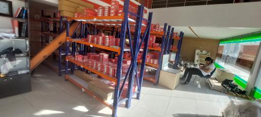 عکس تراکتور صنعت موکریان