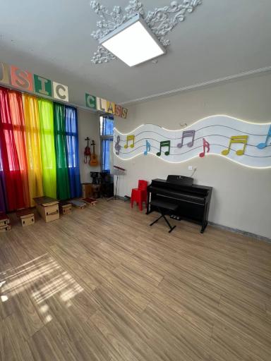 عکس کودکستان پاراکس