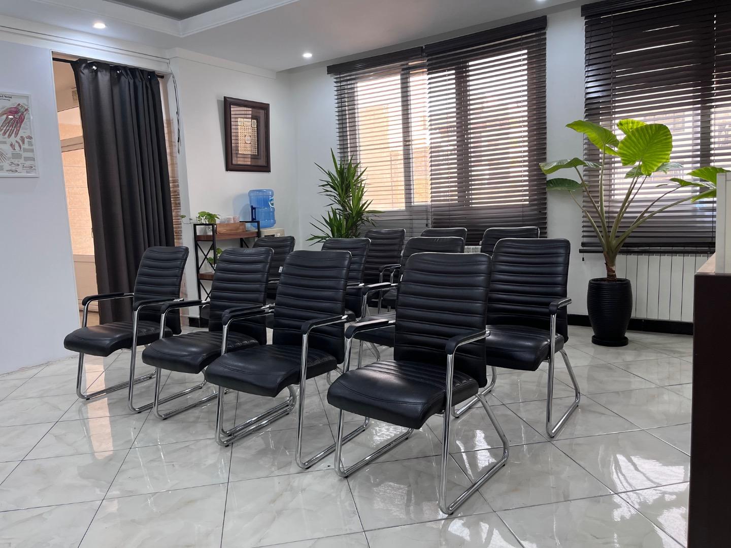 عکس کلینیک ارتوپدی فنی راهبر (اسکن پا و کفی طبی)