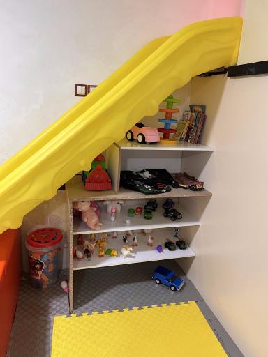 عکس خانه بازی ماهور