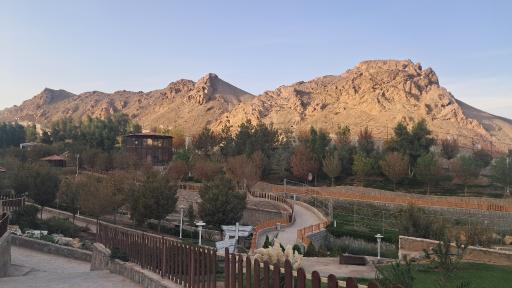 عکس باغ پرندگان قم