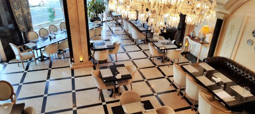 عکس رستوران حاج ایرج و برادران (شعبه معلم)