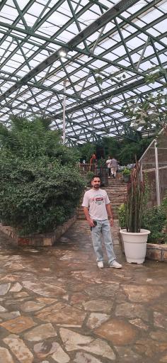 عکس باغ پرندگان قم