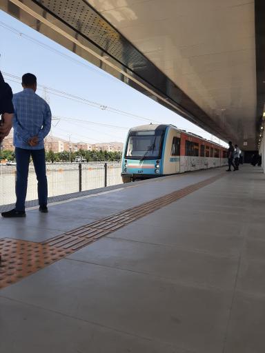 عکس مترو پرند