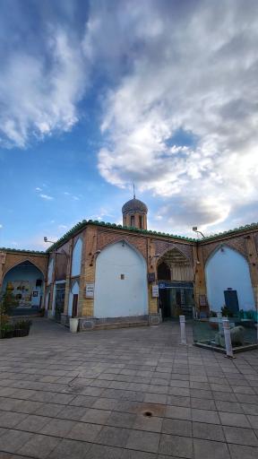 عکس مقبره همدم الملوک