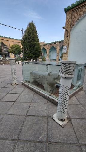 عکس مقبره همدم الملوک