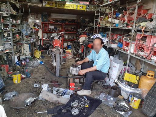 عکس تعمیرگاه موتور برهان