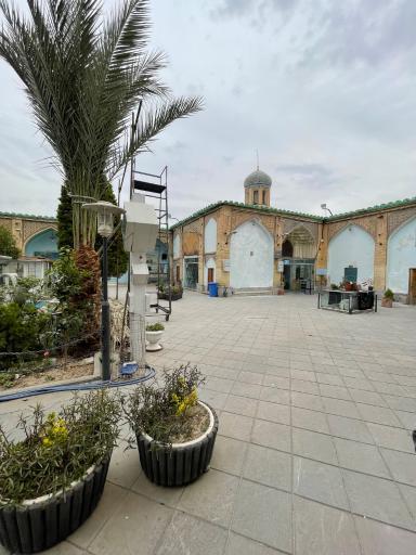 عکس مقبره همدم الملوک