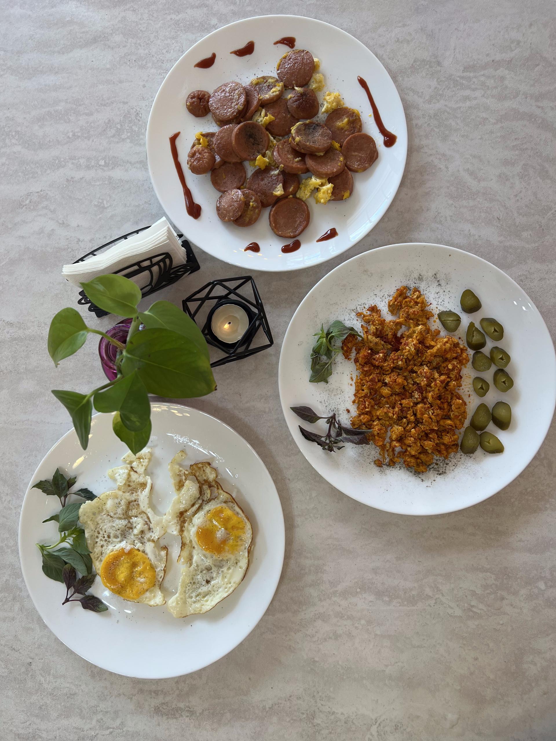 عکس کافی شاپ برشتوک
