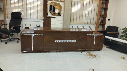 عکس رنگکاری چوب بهرنگ