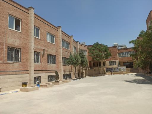 عکس آموزشگاه دکتر رضا گل نراقی 1