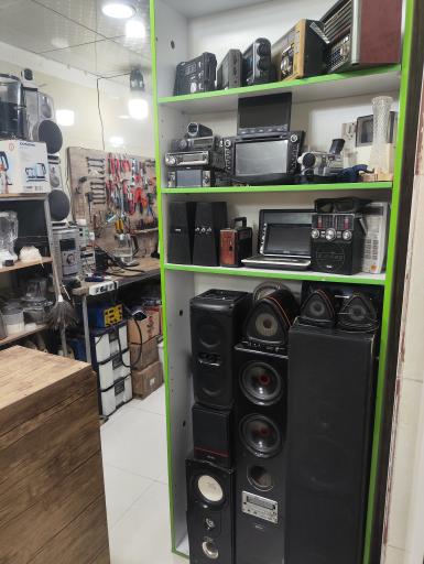 عکس تعمیرات لوازم خانگی و تلویزیون