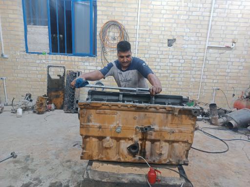 عکس صنعت لودر آقایی 