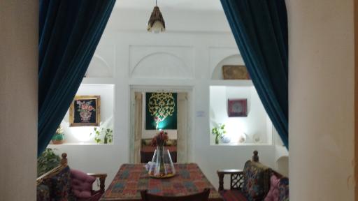 عکس رستوران سنتی نبکا 