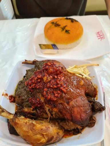 رستوران سلامت حسن رشتی