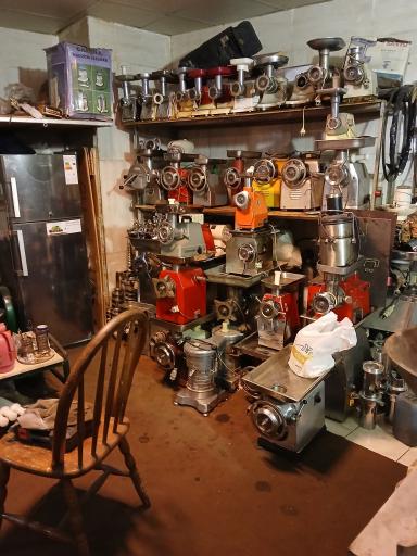 خدماتی قربانپور