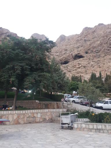 عکس آبشار مصنوعی پارک کوهستان