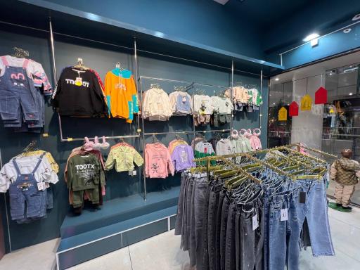 پوشاک بچه گانه پازل