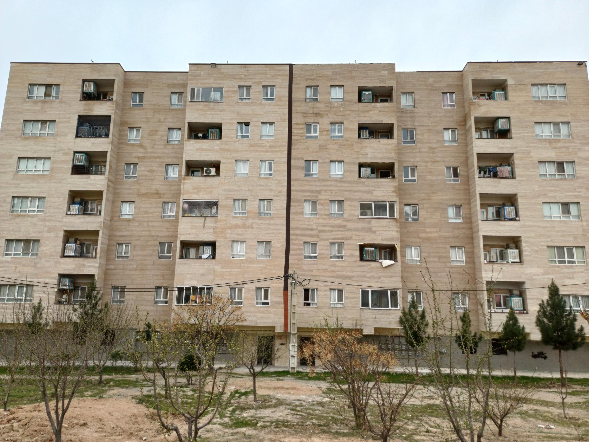 عکس ساختمان بهار