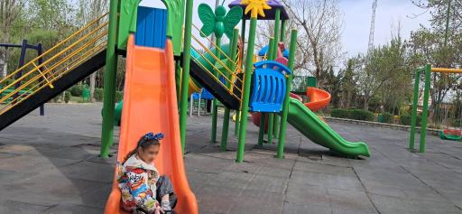 عکس زمین بازی کودکان