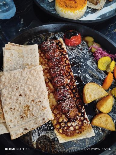 عکس مجموعه غذایی حاج خباز