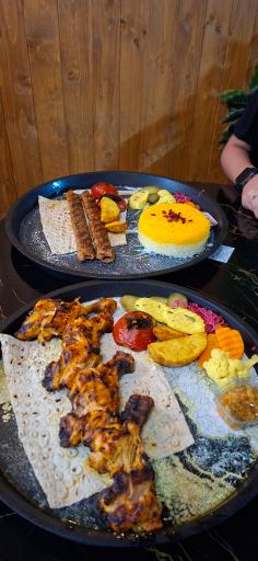 عکس مجموعه غذایی حاج خباز