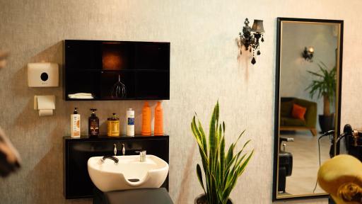 عکس آرایشگاه مردانه حامد تیهو