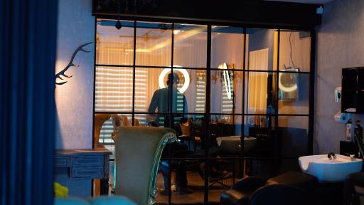 عکس آرایشگاه مردانه حامد تیهو