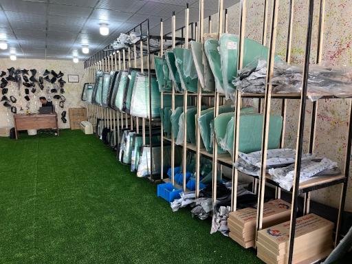 عکس شیشه اتومبیل شجاعی