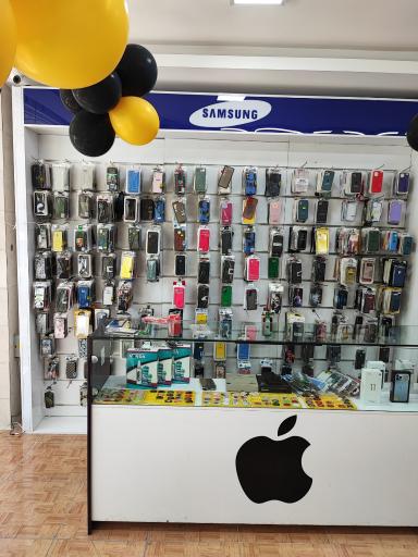 عکس فروشگاه لوازم جانبی موبایل سورنا