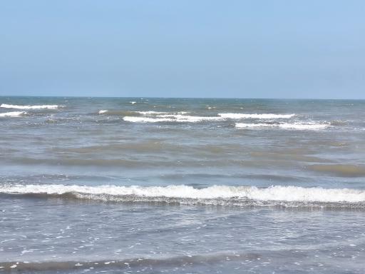 عکس پارک ساحلی چمخاله