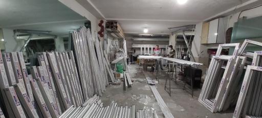 عکس پنجره Upvc بست وین