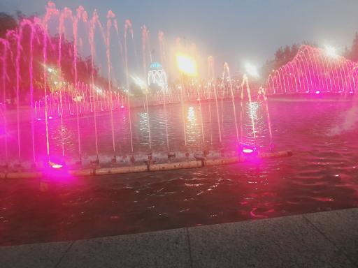 عکس فواره بوستان ارغوان