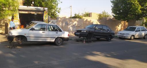 عکس جلوبندی سازی و تعمیر کمک فنر احمد