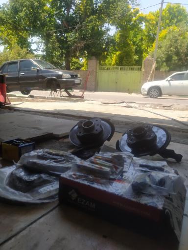 عکس جلوبندی سازی و تعمیر کمک فنر احمد