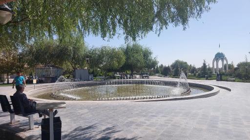 عکس فواره بوستان ارغوان