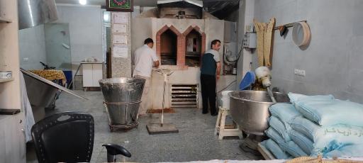 عکس سنگک و تافتون عمو جواد 