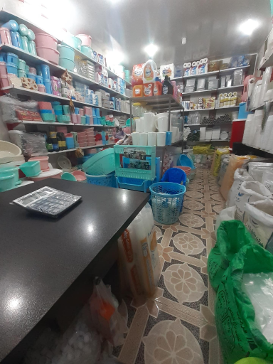 عکس پخش ظروف یکبارمصرف و پلاسکو درخشان